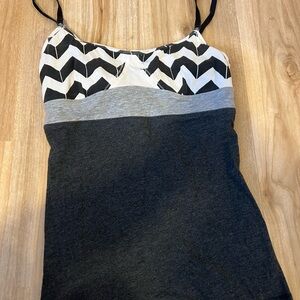 Lululemon Patterned Black and Gray Women's Tank Top